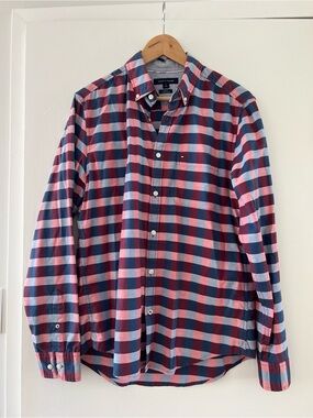 Tommy Hilfiger Men’s Navy & Pink Plaid Button-Down Shirt